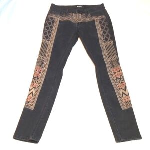 BDG Womens Jeans Sz 26 Embroidered Black Mid Rise Twig Ankle Fall Winter Boots